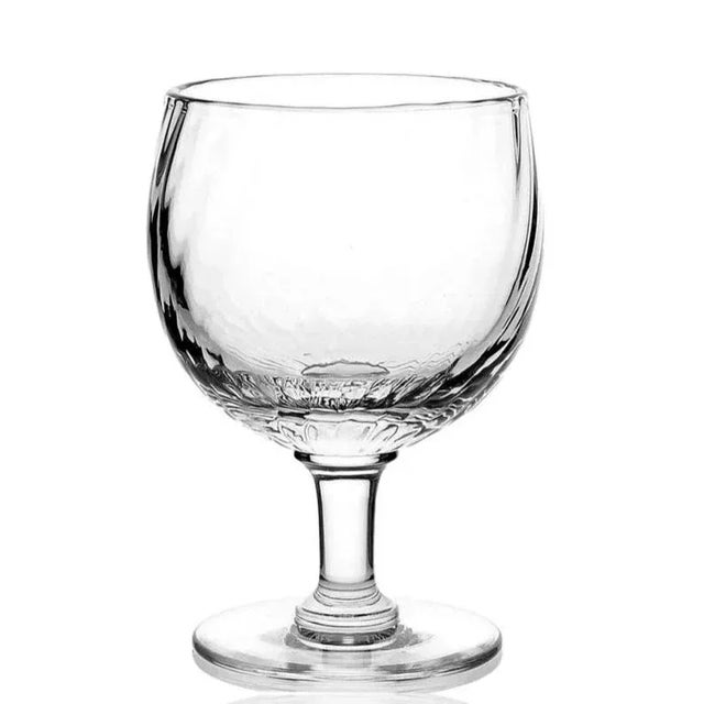 Set of 4 Fine European William Yeoward handmade crystal water goblets/balloon glasses. The pattern is "Jocasta.” Preowned...