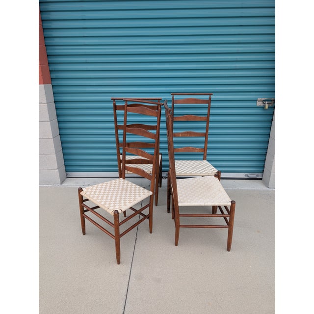 Nichols & Stone 1970s Set of 4 Shaker Cherry Ladder Back Dining Chairs in the Style of Nichols & Stone For Sale - Image 4 of 13