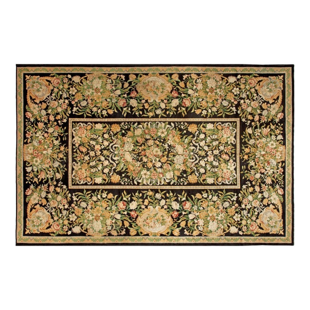 Elegant 1920s French Savonnerie Rug For Sale