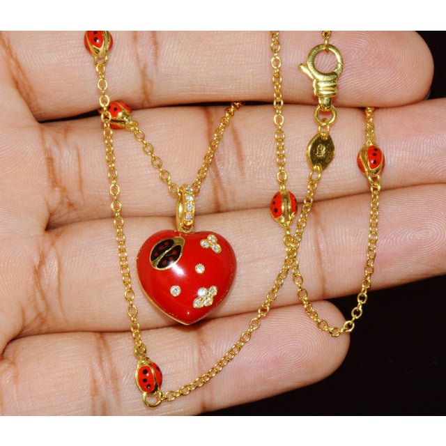 Early 21st Century Aaron Basha 18k Gold Diamond Enamel Ladybug Puffy Heart Pendant Necklace For Sale - Image 5 of 14