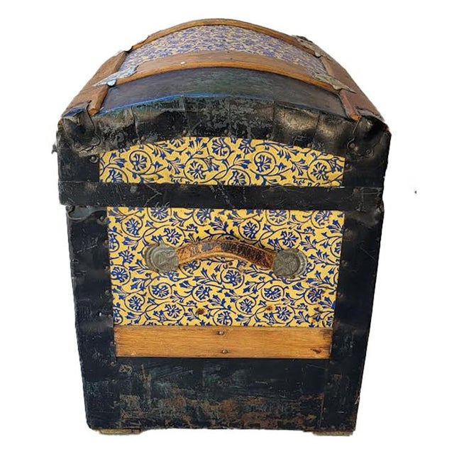 Victorian Late 19th Century Victorian Dome-Top Steamer Trunk - Blue & Gold Floral Embossed Tin For Sale - Image 3 of 11