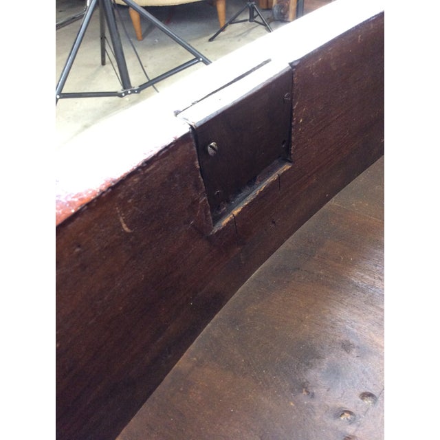 Mid-Atlantic Chippendale Inlaid Mahogany Bow Front Chest of Drawers For Sale - Image 15 of 17