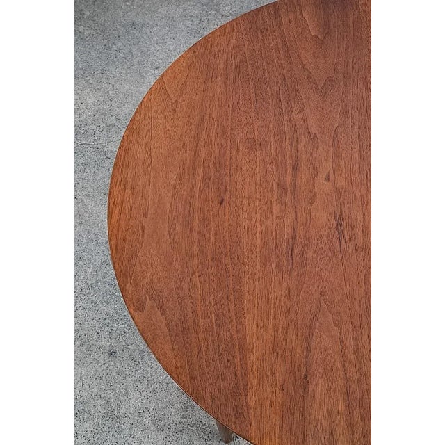 Wood 1960s Mid Century Modern End Table Side Round Heritage Henredon Walnut Vintage For Sale - Image 7 of 12