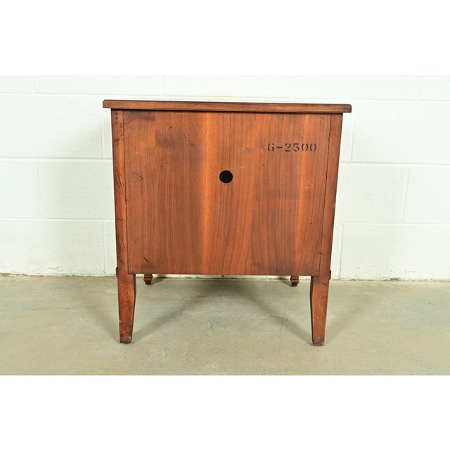 Henredon French Regency Louis XVI Carved Walnut Nightstand, Circa 1960s For Sale - Image 17 of 18