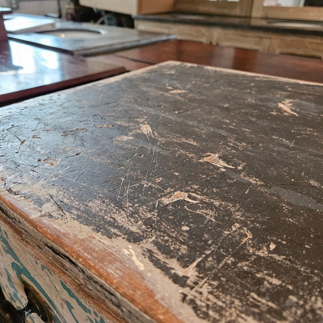 Late 19th Century English Blue and White 3 Drawer Italian Style Commode With Rosette Round Handles For Sale - Image 11 of 18
