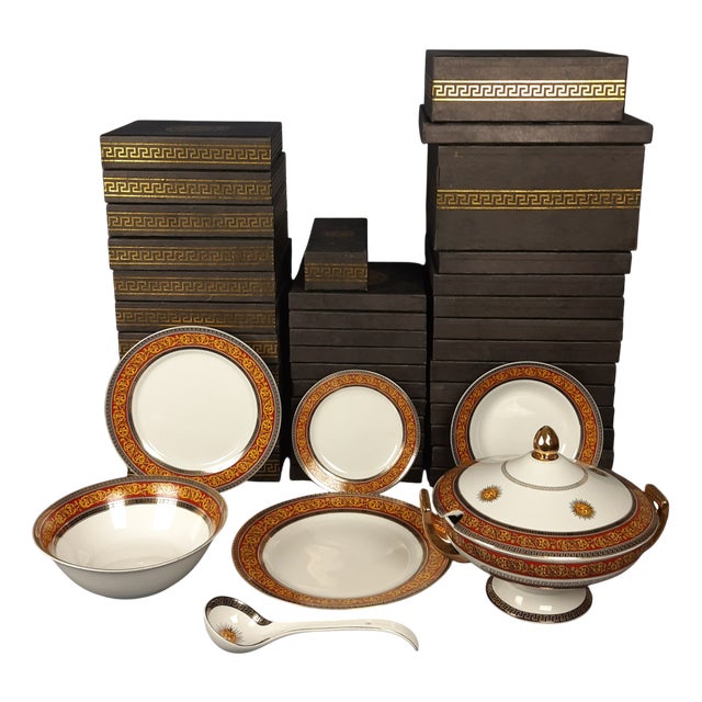 Versailles Porcelain Dinner Service, Set of 37 For Sale