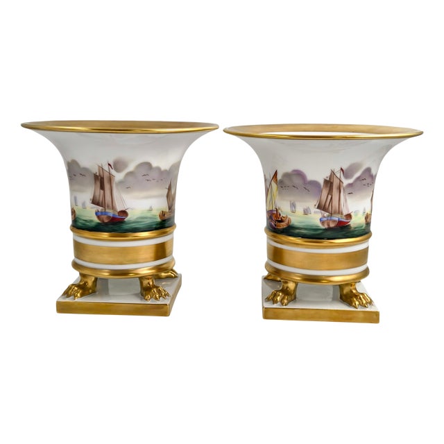 Empire Style Vit Sailing Boat Vases on Gilt Lion-Paw Feet from Herend, 1960, Set of 2 For Sale