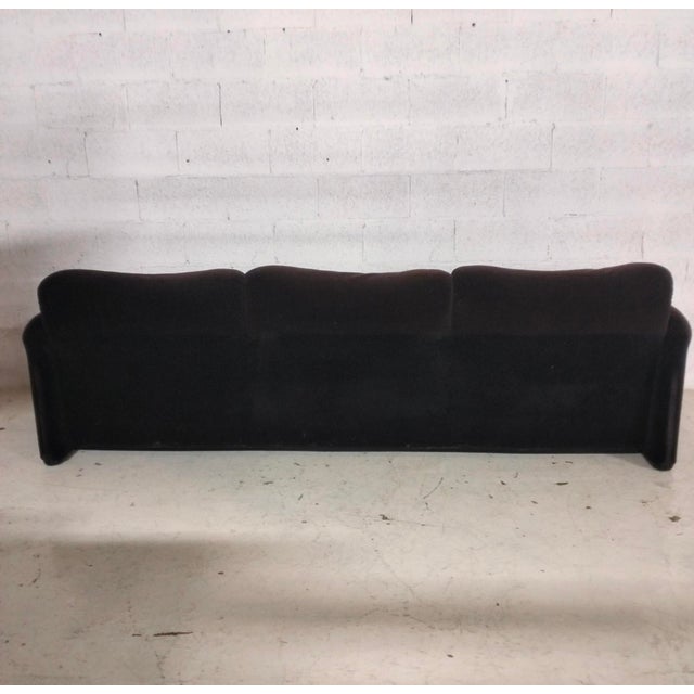 Maralunga 3-Seater Sofa in Velvet by Vico Magistretti for Cassina, 1960s For Sale - Image 11 of 12