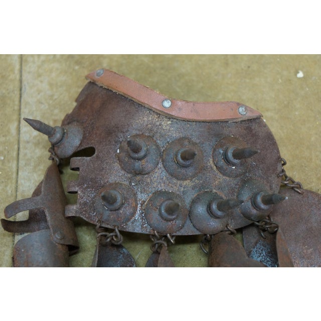 2 Antique Cantonese Tiger Claw Armored Metal Combat Spiked Gloves Chinoiserie For Sale - Image 9 of 10