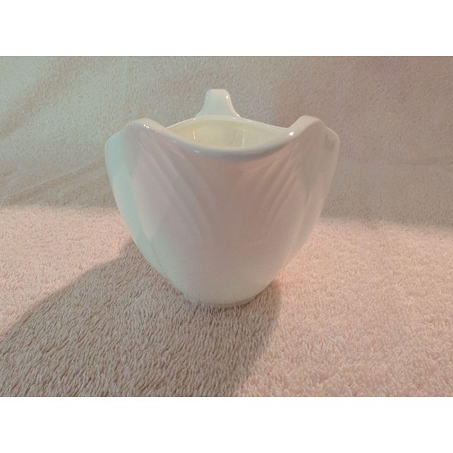 White 1980s Villeroy & Boch "Arco Weiss" Gravy Sauce Boat and Underplate For Sale - Image 8 of 18
