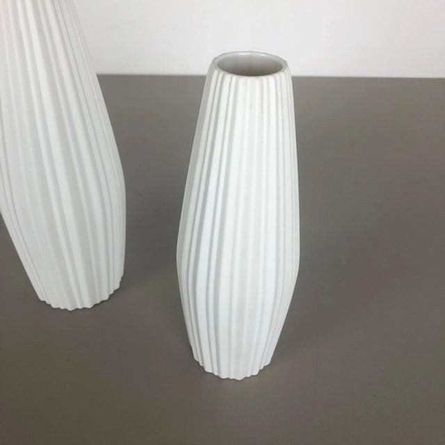 Op Art Porcelain Vase from Heinrich Selb, Germany, 1970s, Set of 2 For Sale - Image 10 of 18