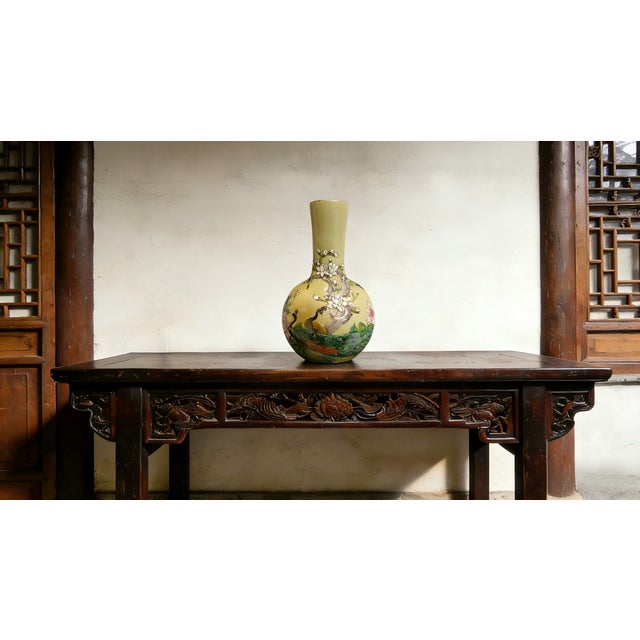 "W-20cm,H-38cm Experience the beauty and elegance of Chinese history with our Chinese Vintage Porcelain Handcrafted with...