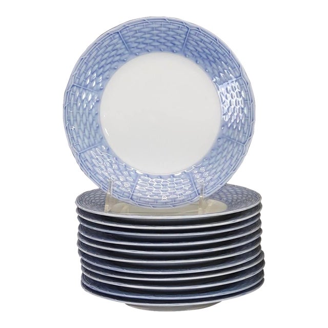 Mid 20th Century English Porcelain Blue and White Basketweave Plates for Salad, Cake or Hors d'Oeuvres - Set of 12 For Sale