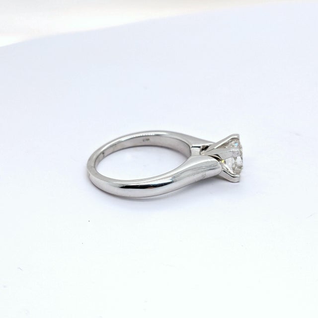 1.52ct Natural Princess-Cut Diamond & Platinum Engagement Ring - Size 6.5 For Sale - Image 4 of 5
