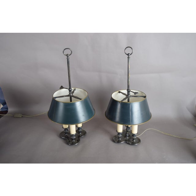 French Bouillotte Lamps in Silvered Metal, 1940s, Set of 2 For Sale - Image 4 of 18