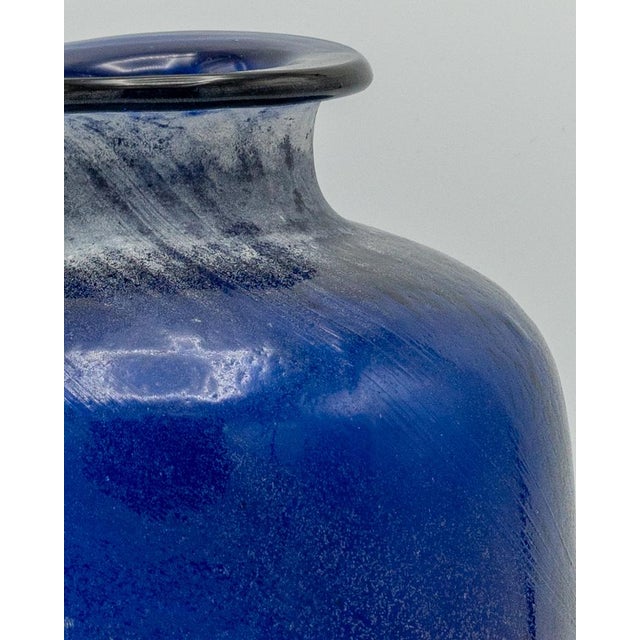 Seguso Vintage Hand-Blown Cobalt Blue Scavo Murano Glass Vase from Seguso Vetri D'Arte, 1980s For Sale - Image 4 of 13