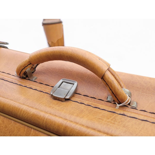 Tan Lamb Leather Suitcases, Italy, 1950s, Set of 2 For Sale - Image 9 of 18