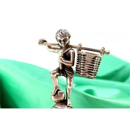 Metal Silver Toothpick Holder with Applications and Four Feet For Sale - Image 7 of 8