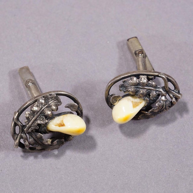 Rustic European Vintage Bavarian Traditional Costume Jewelry Cufflinks For Sale - Image 3 of 4