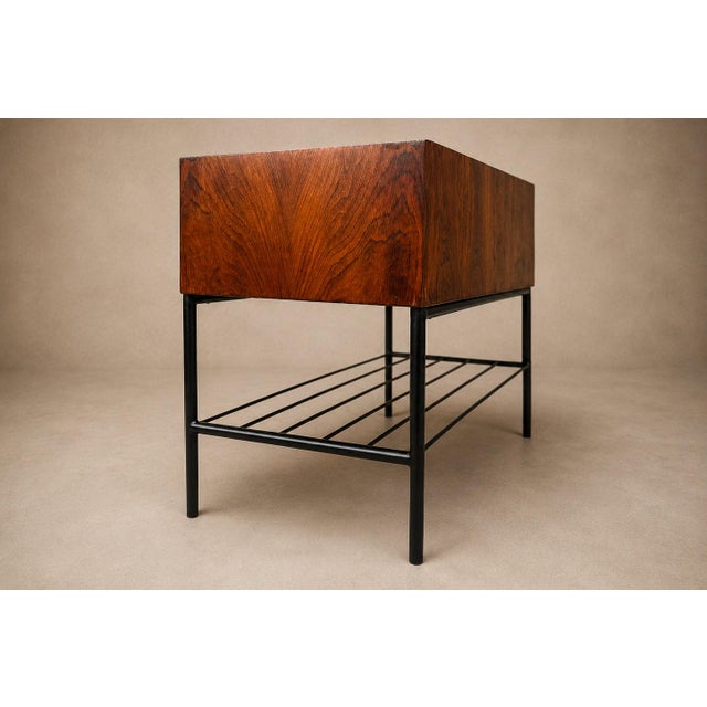 Geraldo de Barros Bench with drawer in Rosewood, Fabric & Metal, Geraldo de Barros, 1950s - Lot 359B For Sale - Image 4 of 17