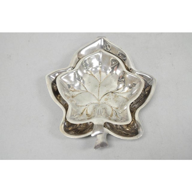 Vintage Canterbury Silver Plated Miniature Leaf Shaped Trinkets Dish - Set of 2. Circa Late 20th Century. Measurements:...