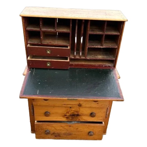 White Pine Desk W/Storage (Wooden Nails) For Sale