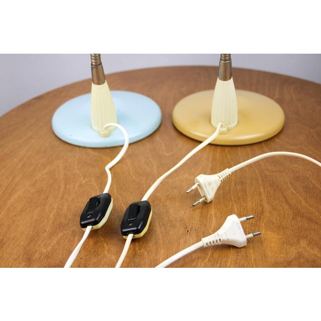 Blue Adjustable Desk Lamp in Blue and Sand Painted Metal and Chrome-Plated Spiral Arm, 1970s, Set of 2 For Sale - Image 8 of 17