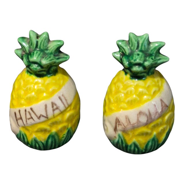 Vintage Pineapple Made in Japan Salt & Pepper Shakers "Aloha Hawaii" For Sale