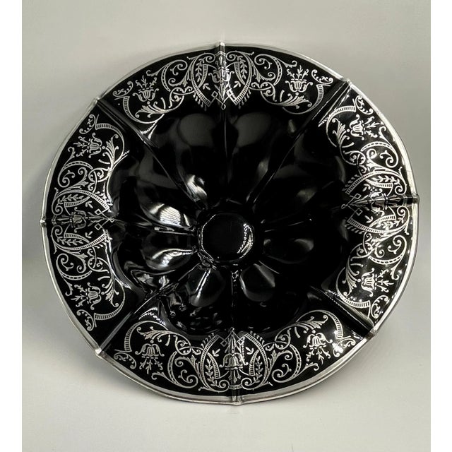 Early 20th Century Floral Sterling Silver Black Amethyst Glass Footed Bowl For Sale In Miami - Image 6 of 13