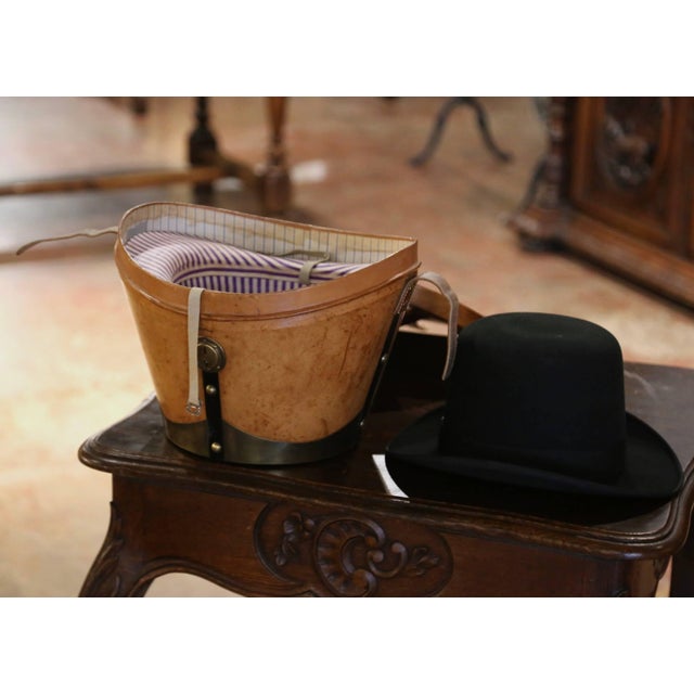 Mid-19th Century French Oval Pigskin Leather Hat Box With Original Top Hat For Sale - Image 10 of 12