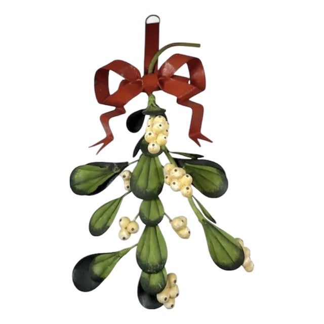 Vintage Tole Mistletoe Bouquet / Botanical Swag Toleware Life / Full Size Figure Object For Sale