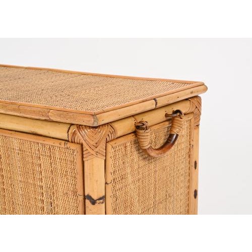 Mid-Century Modern Mid-Century Modern French Riviera Storage Chest in Bamboo and Wicker, 1970 For Sale - Image 3 of 12