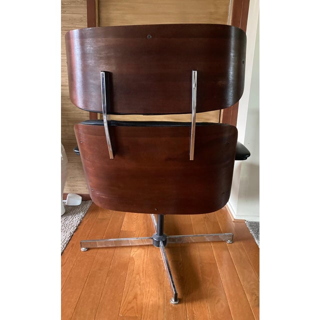 Mid-Century Modern Mid Century Selig (Attributed) Eames Style Lounge Chair and Ottoman For Sale - Image 3 of 16