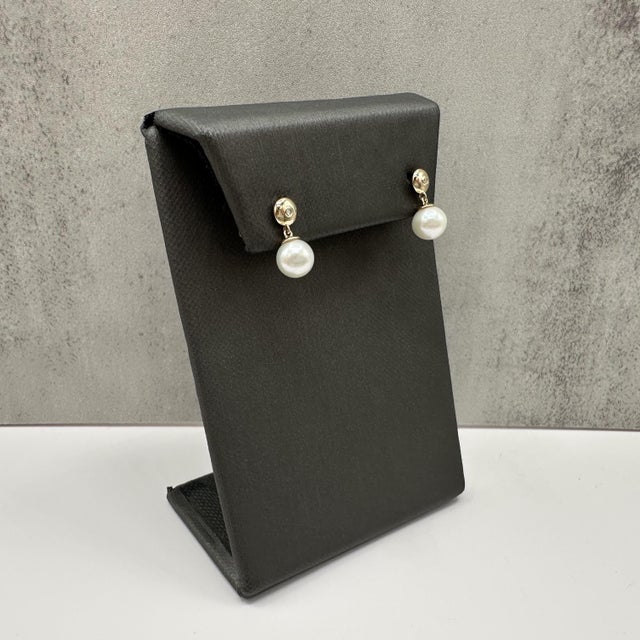 Contemporary Pearl Diamond Dangle Earrings 10kt Yellow Gold 6.5mm Threaded New, Pair For Sale - Image 3 of 6
