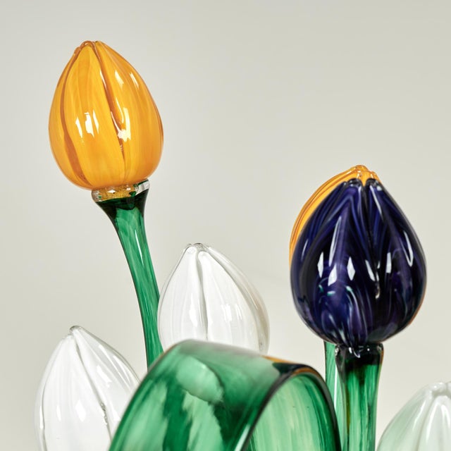 Glass Flower Sculpture in a Vase by Phil O'Reilly For Sale In West Palm - Image 6 of 12