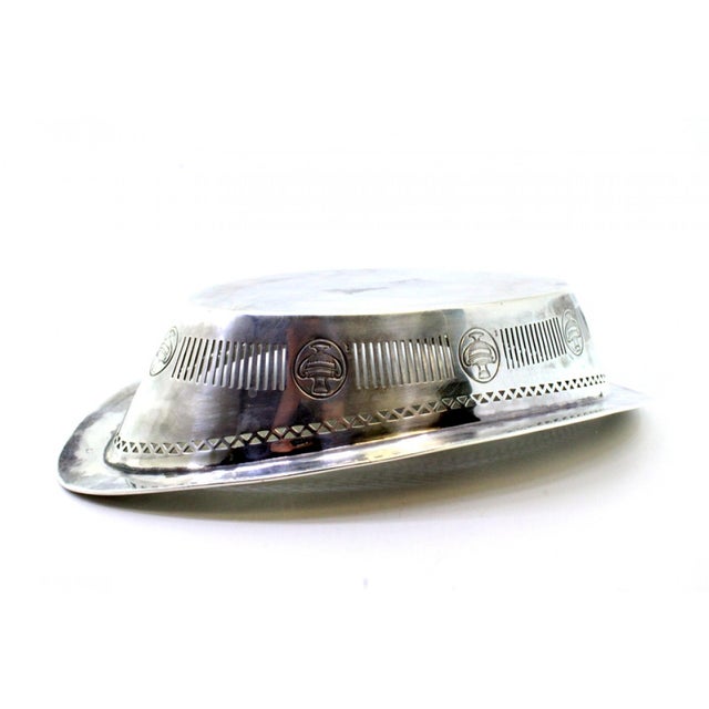 Silver Candy Box with End Reliefs and Cutouts For Sale - Image 4 of 8