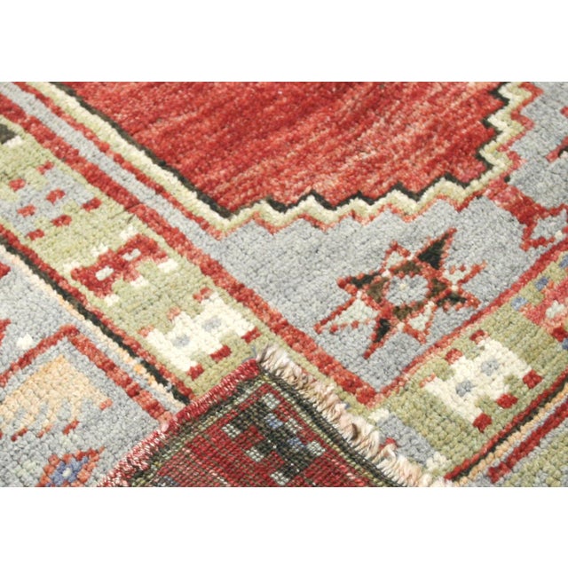 1960s Turkish Oushak Rug For Sale - Image 4 of 6