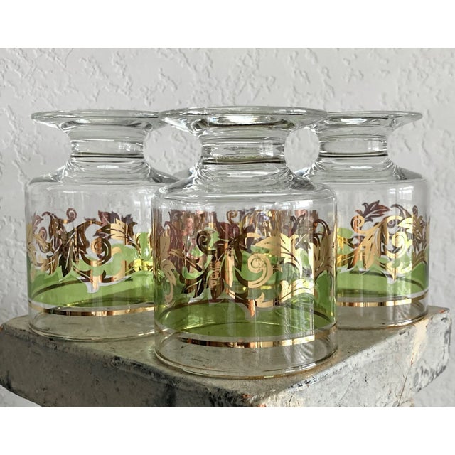 Culver Ltd. Circa 1970 22-Karat Gold Gilt Leaf & Vine Footed Rocks Glasses Attributed to Libbey Glass For Sale - Image 4 of 13