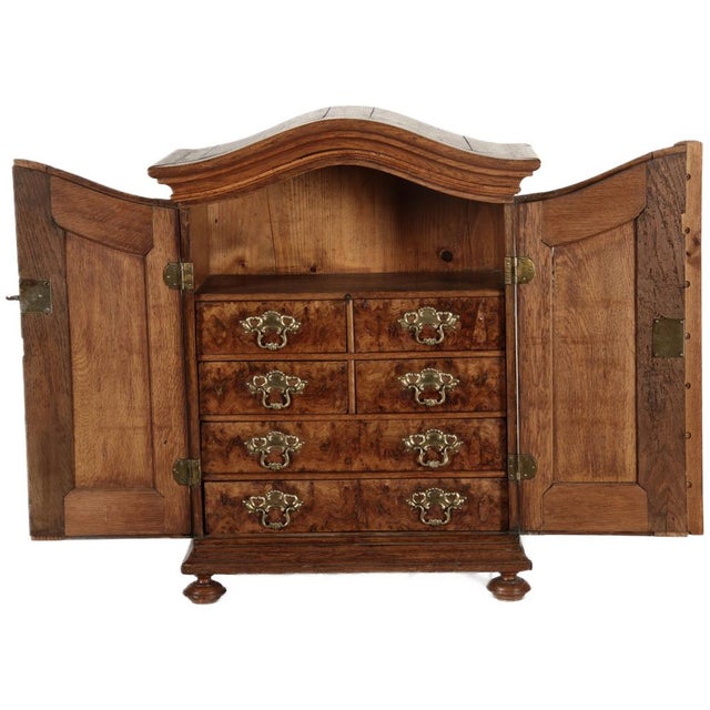 Antique Baroque Cabinet in Oak, 1750 For Sale - Image 4 of 18