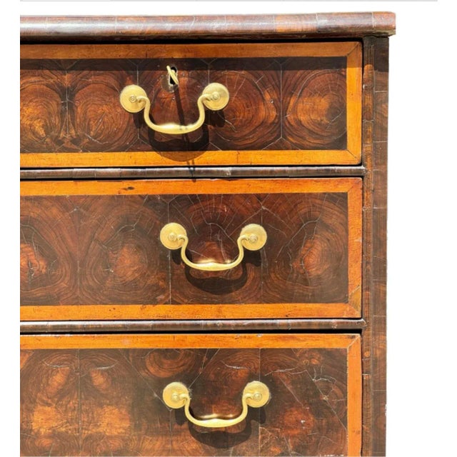 Brown William and Mary Oyster Veneer Chest of Drawers For Sale - Image 8 of 12