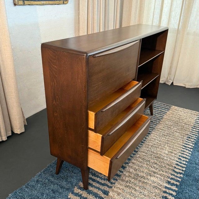 1950s Mid-Century Modern Secretary Desk Bookcase Cabinet by Heywood-Wakefield For Sale - Image 10 of 13