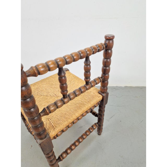 Wood Mid-Century Modern Arts and Craft Style Bobbin Corner Chair in Oak with Rush Seat, 1950s For Sale - Image 7 of 8