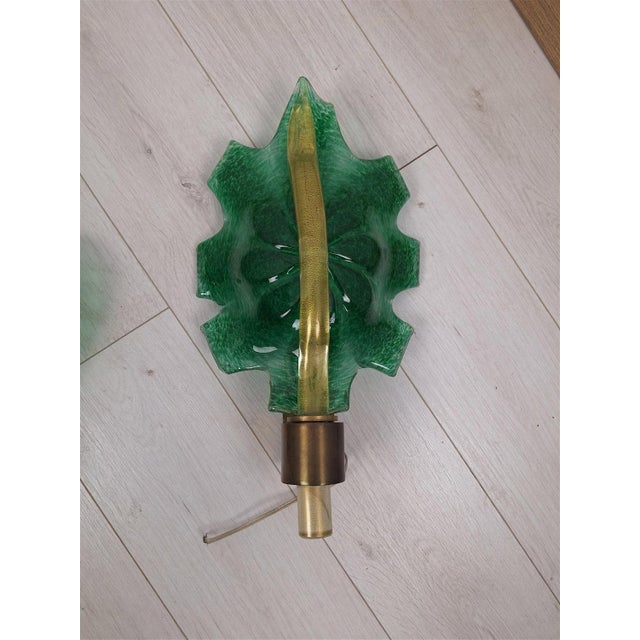 Mid-Century Modern Large Wall Light in Brass and Murano Glass, 1990s For Sale - Image 3 of 6