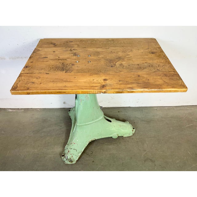 Mid-Century Modern Industrial Green Cast Iron Table, 1960s For Sale - Image 3 of 18