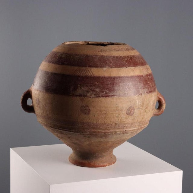 Terracotta Vase, Mopti, Mali For Sale - Image 13 of 13