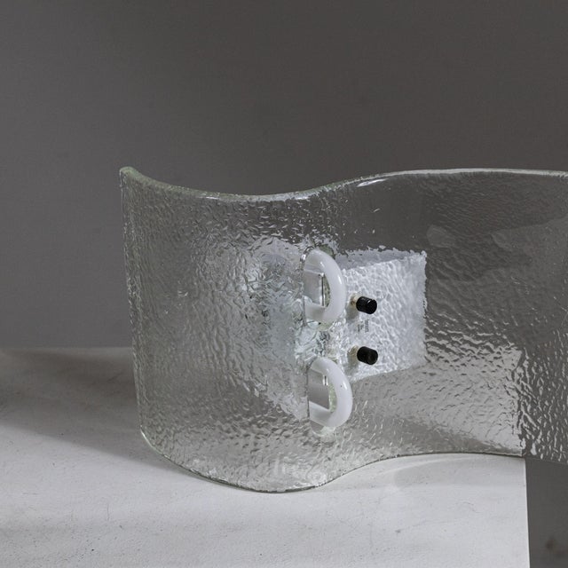 Italian Curved Hammered Glass Wall Lamps, 1970s, Set of 2 For Sale - Image 4 of 8