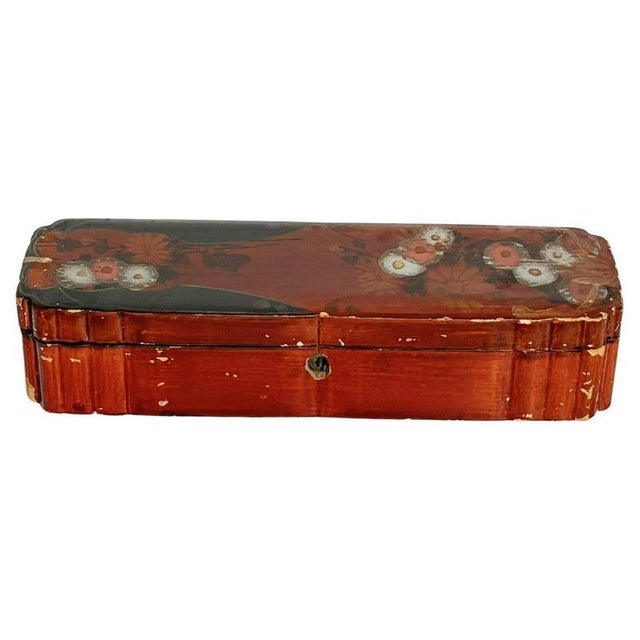 19th Century Japanese Lacquered Wooden Box For Sale - Image 10 of 10