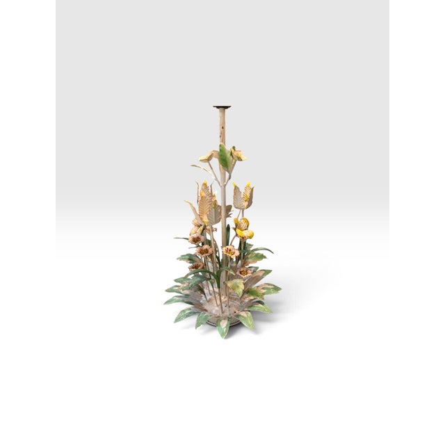 Metal Vintage Italian Tole Floral Table Lamp – Hand-Painted Metal Flowers & Foliage For Sale - Image 7 of 10