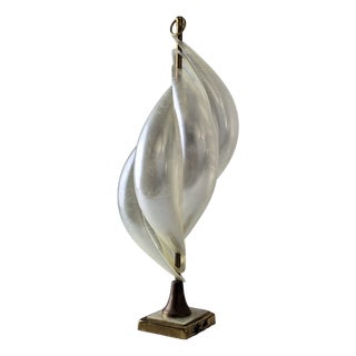 Hollywood Regency Canadian Opalescent Acrylic Glass Table Lamp by Maison Rougier, 1970s For Sale