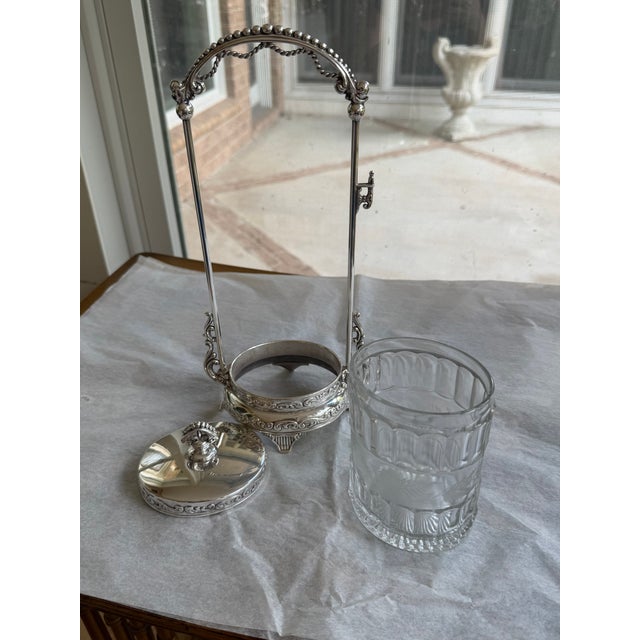 Late 19th Century Late 19th Century Victorian WSP Co. Silverplate Pickle Castor With Frosted Etched Glass Liner & Lid For Sale - Image 5 of 8